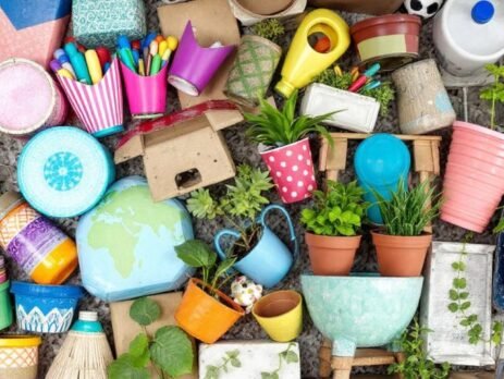 Collage de matériaux recyclés pour projets de bricolage.